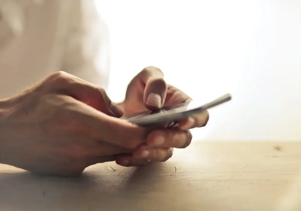 Hotspot osobisty iPhone - Twój mobilny internet zawsze pod ręką