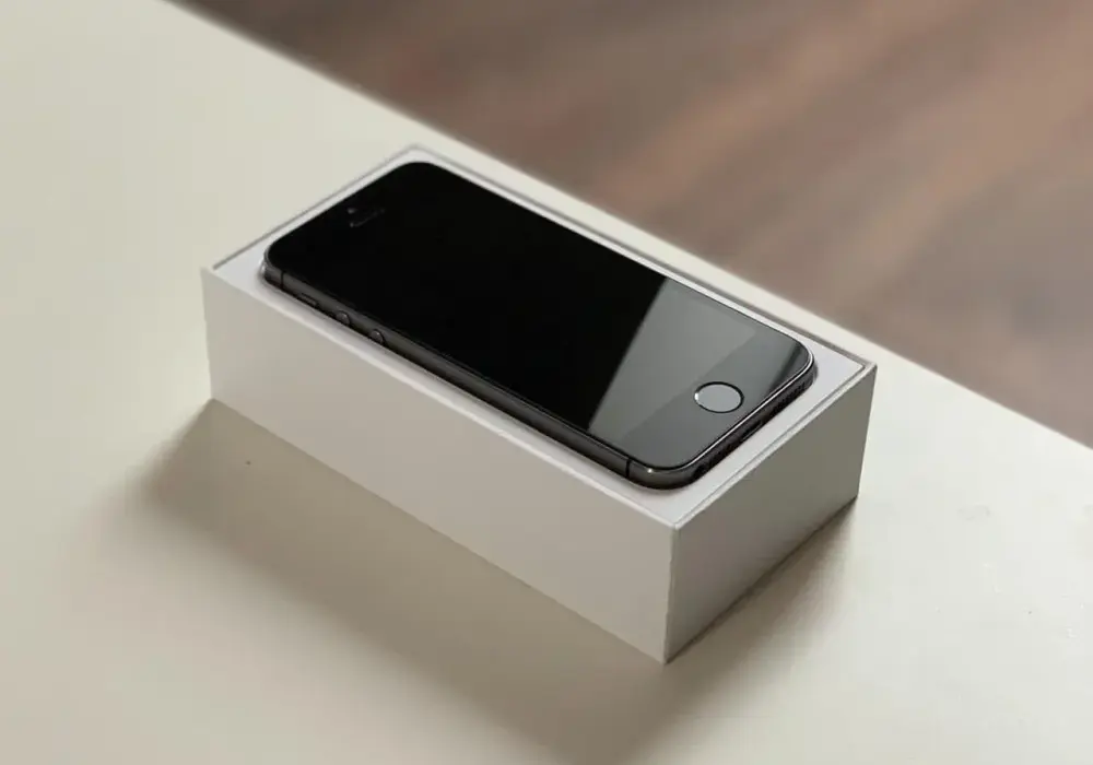 Numer seryjny iPhone'a - Gdzie go znaleźć i do czego służy?