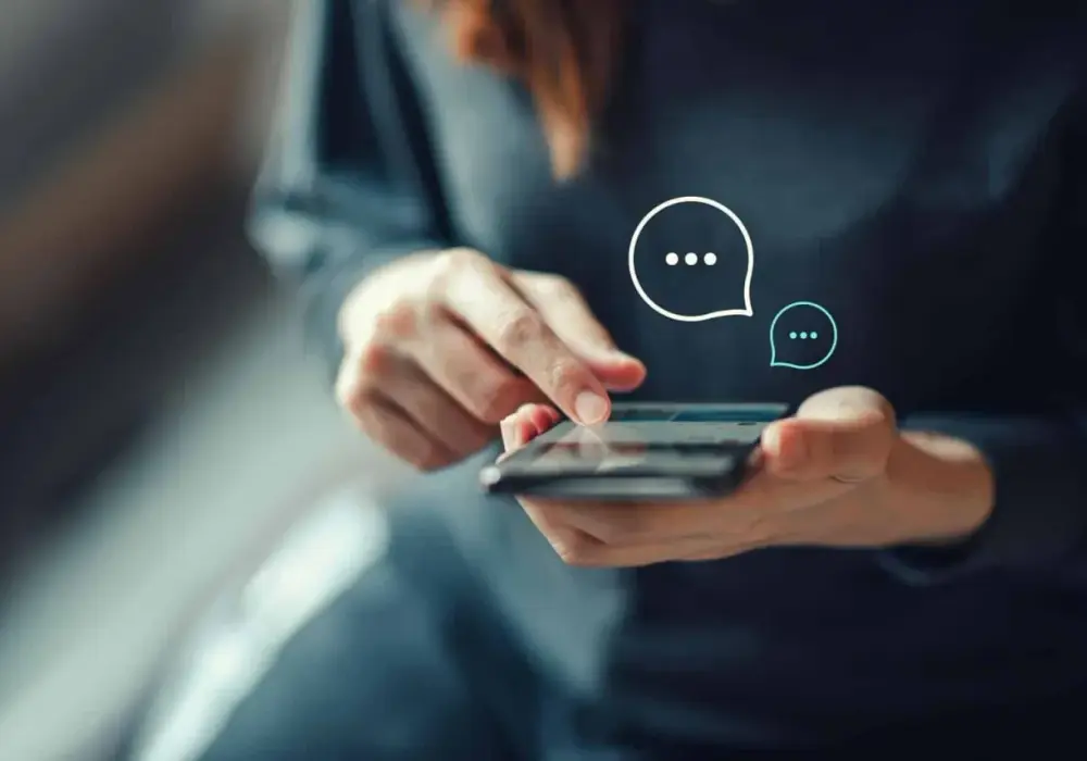 Anonimowy SMS - Jak wysłać i uniknąć problemów prawnych?