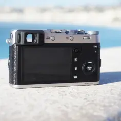 Aparaty Fuji X100F - Czy warto kupić aparat Fujifilm X100F? Opinie i porady