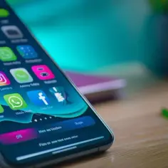 Szybki sposób jak pobrać zdjęcie z WhatsApp na każdym urządzeniu
