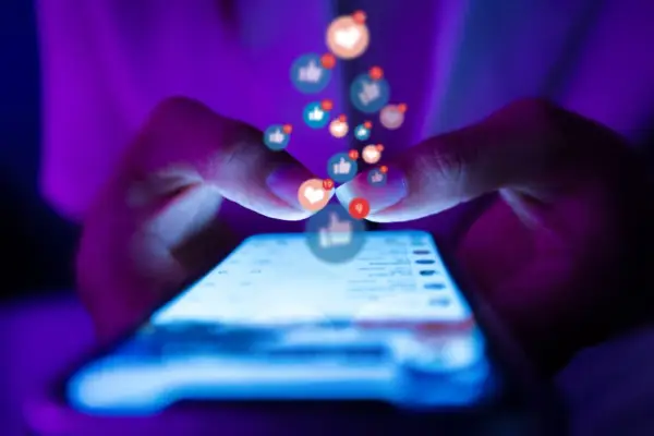 Jak znaleźć profil Facebooka po Instagramie - Praktyczny poradnik